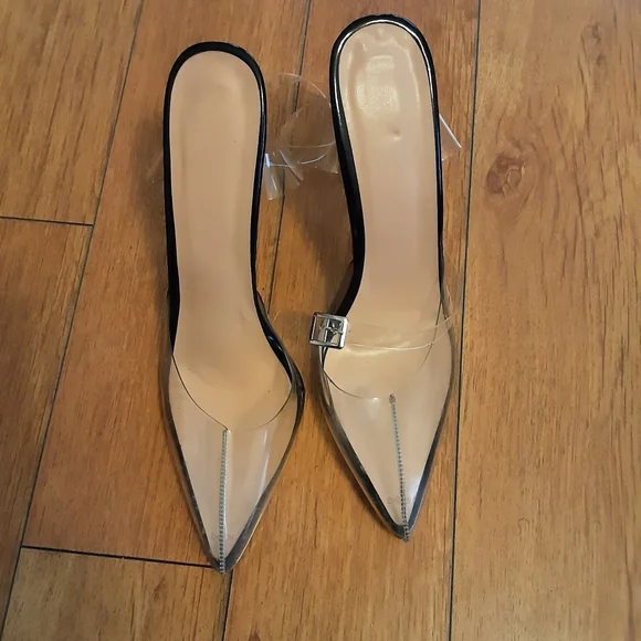 Clear  Pointy Heels - Picture 2 of 4